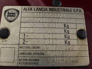 Image 9/33 of Lancia Thema 8.32 (1989)