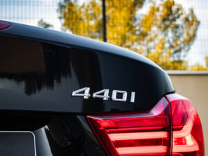 Image 29/50 of BMW 440i (2018)