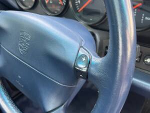 Imagen 39/96 de Porsche 911 Carrera (1996)