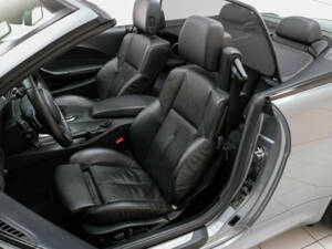 Immagine 8/17 di BMW 630i (2007)