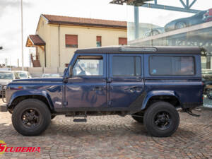 Image 3/36 of Land Rover Defender 110 Td5 (2001)