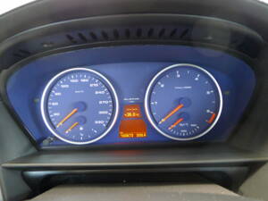 Image 38/39 of ALPINA B5 S (2007)