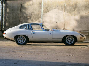 Bild 5/50 von Jaguar E-Type 4.2 (1964)