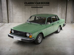 Bild 85/98 von Volvo 244 DL (1975)