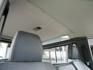 Image 15/35 de Land Rover Defender 90 (1998)