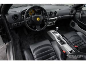 Image 19/34 de Ferrari F 360 Modena (2000)