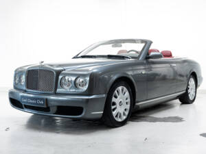 Immagine 2/45 di Bentley Azure (2007)