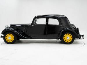 Afbeelding 8/15 van Citroën Traction Avant 11 BL Légère (1938)