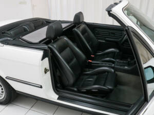 Imagen 7/22 de BMW 325i (1989)