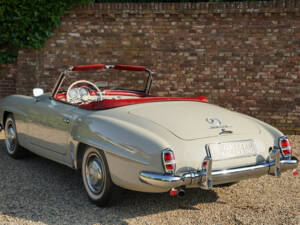 Image 30/50 of Mercedes-Benz 190 SL (1962)