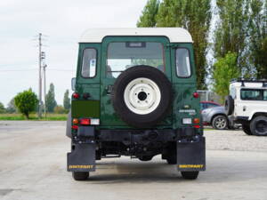 Image 5/12 of Land Rover Defender 90 Td5 (1999)