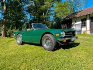 Image 9/20 of Triumph TR 6 (1976)