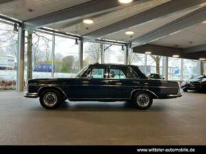 Image 13/25 of Mercedes-Benz 280 S (1970)