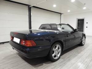 Bild 4/9 von Mercedes-Benz SL 320 (2001)