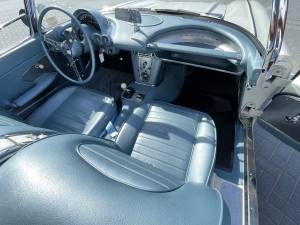 Image 4/27 of Chevrolet Corvette (1959)