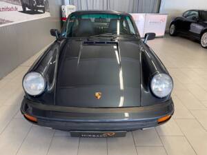 Image 4/16 of Porsche 911 Carrera 3.2 (1988)