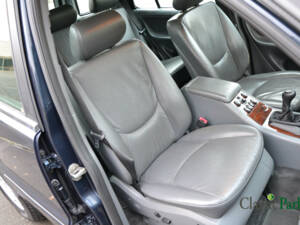 Imagen 24/50 de Mercedes-Benz ML 230 (1998)
