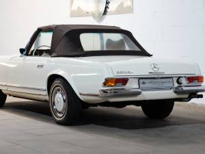 Afbeelding 18/21 van Mercedes-Benz 280 SL (1969)