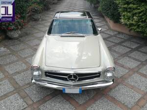 Image 15/81 of Mercedes-Benz 250 SL (1968)