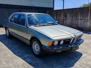 Bild 3/50 von BMW 745i (1982)