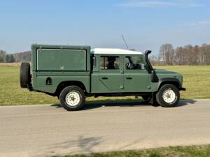 Image 3/56 de Land Rover Defender 130 Double Cab (2010)