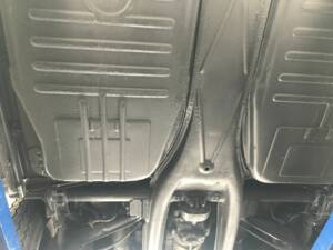Image 33/34 of Volkswagen Beetle 1303 (1973)