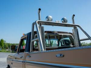 Image 12/15 of Ford F-150 (1976)