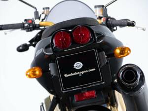 Bild 37/50 von Aprilia DUMMY (2002)