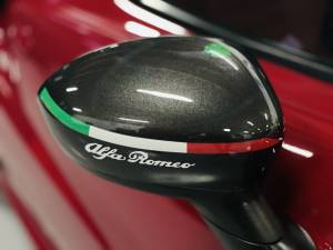 Image 28/50 of Alfa Romeo 4C (2015)