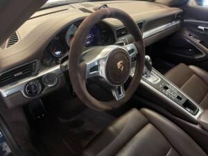 Immagine 14/18 di Porsche 911 Carrera S (2012)