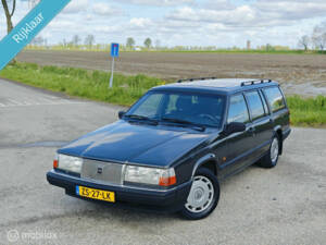 Bild 2/38 von Volvo 940 2.3i (1991)