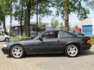 Image 5/7 of Mercedes-Benz 300 SL (1991)