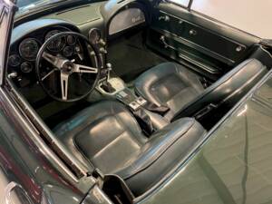 Afbeelding 11/18 van Chevrolet Corvette Sting Ray Convertible (1965)
