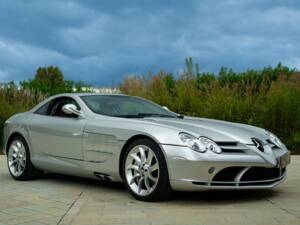 Image 13/50 of Mercedes-Benz SLR McLaren (2005)