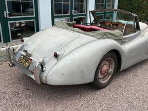 Image 9/16 of Jaguar XK 120 DHC (1950)