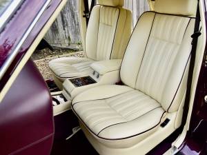 Image 37/50 of Rolls-Royce Silver Spur IV (1997)