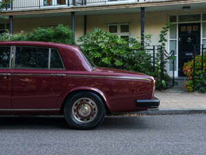 Image 12/32 de Rolls-Royce Silver Shadow II (1978)