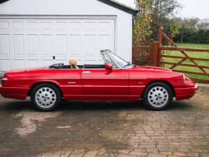 Afbeelding 2/50 van Alfa Romeo 2.0 Spider (1992)