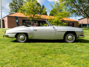 Imagen 3/30 de Mercedes-Benz 190 SL (1961)