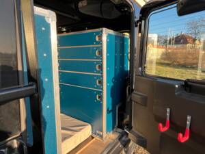 Image 57/93 of Land Rover Defender 110 (2014)