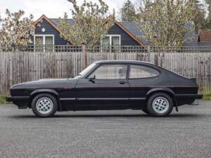 Image 3/21 de Ford Capri 2,8i (1981)