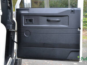 Image 16/50 of Land Rover Defender 90 (2008)