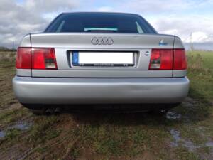 Image 6/29 of Audi A6 2.6 (1996)