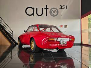 Image 5/17 of Alfa Romeo 2000 GT Veloce (1972)