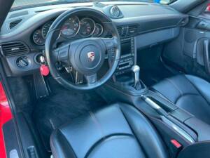 Imagen 13/19 de Porsche 911 Carrera S (2006)