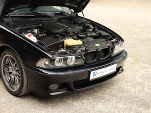 Bild 31/82 von BMW M5 (2000)