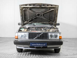 Image 37/50 of Volvo 245 GLE (1982)