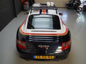 Image 5/50 de Porsche 911 Carrera (2005)