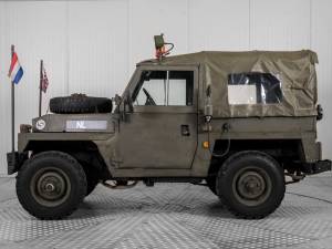 Image 16/50 of Land Rover 88 Lightweight (1979)