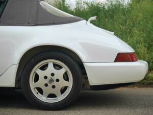 Bild 23/45 von Porsche 911 Carrera 2 (1993)